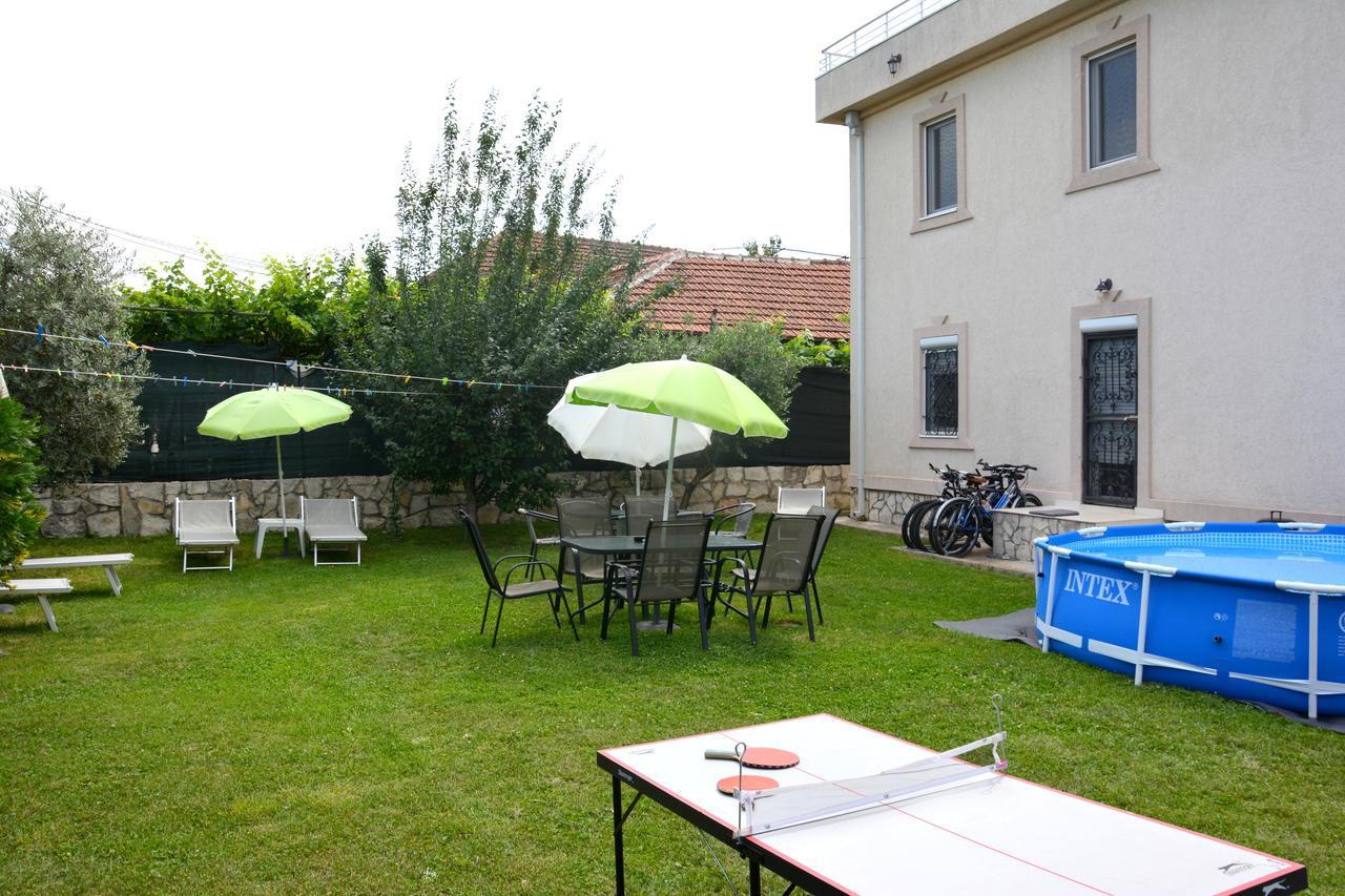 Montenegro Hostel B&B Podgoriţa Exterior foto