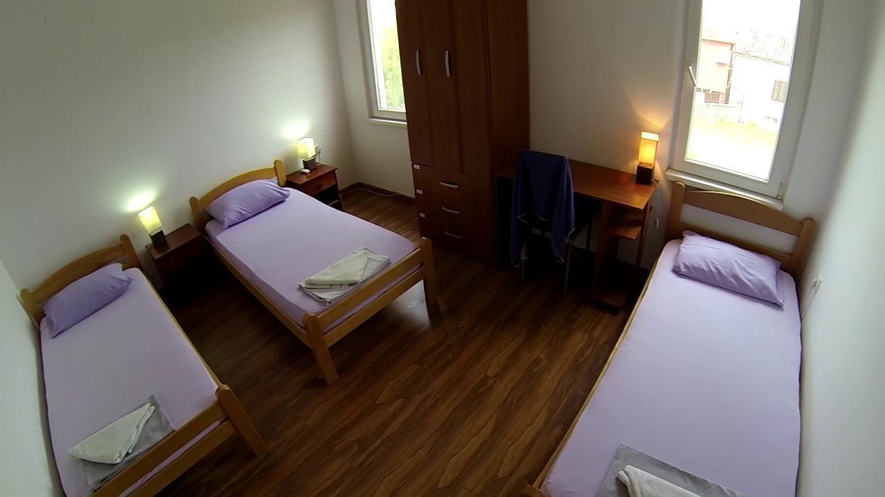 Montenegro Hostel B&B Podgoriţa Exterior foto